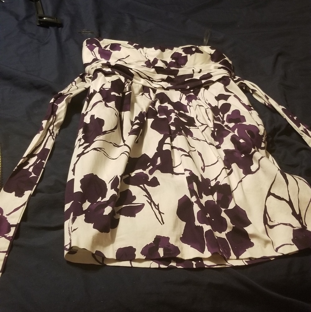 Dress - Picture 2 of 4